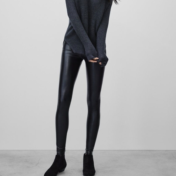 Aritzia Pants - Aritzia Wilfred Free Daria Leggings Pants Medium